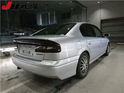 Subaru Legacy B4
