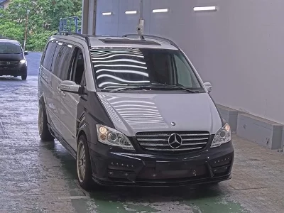 Mercedes-Benz V-Class