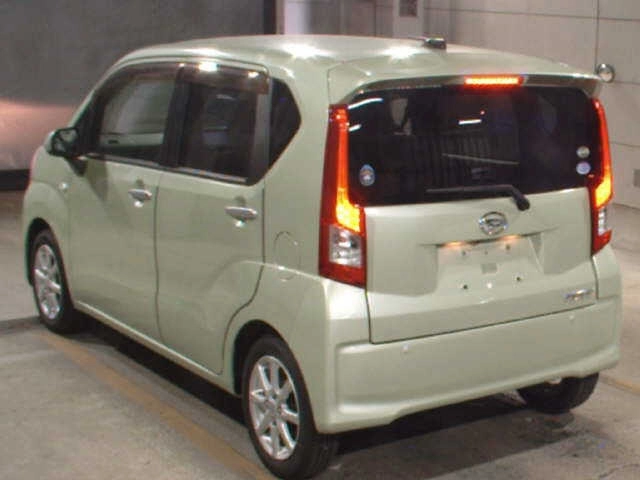 Daihatsu Move  с аукциона в Японии