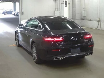 MERCEDES BENZ E CLASS