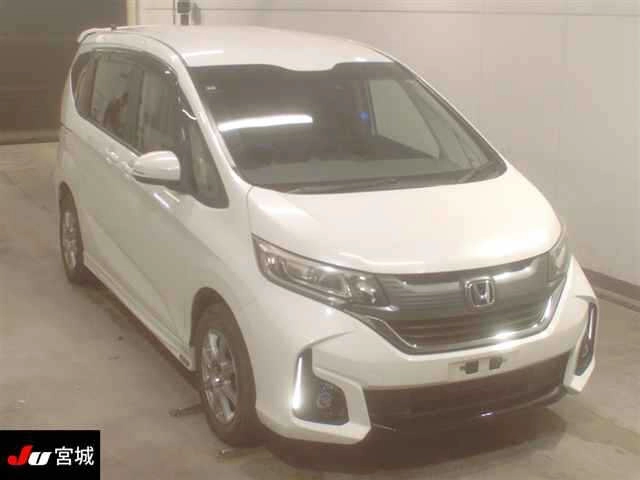 Honda Freed  с аукциона в Японии