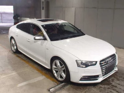Audi S5