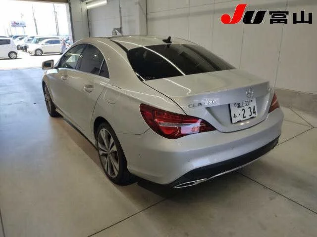 Mercedes-Benz CLA  с аукциона в Японии