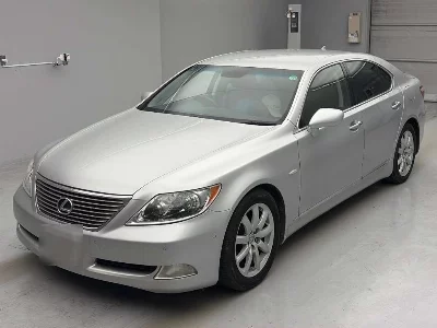 Lexus LS460L