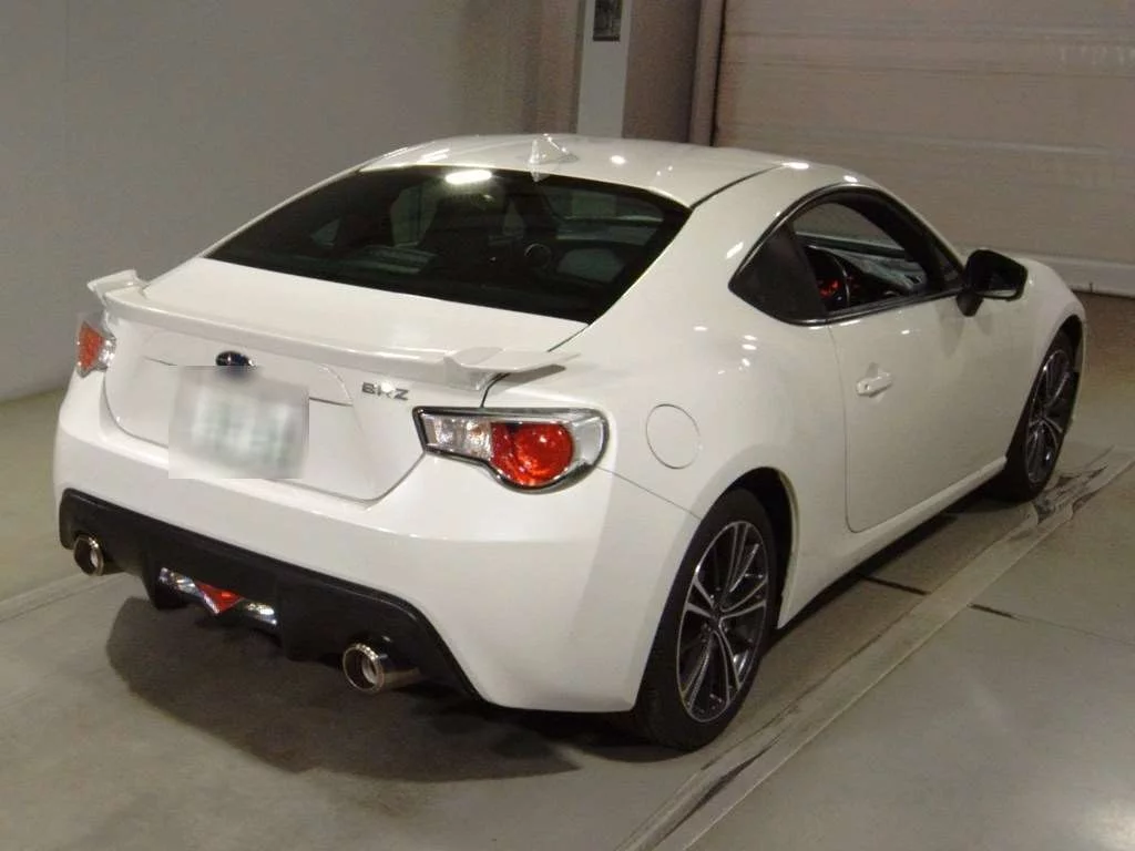 Subaru BRZ  с аукциона в Японии