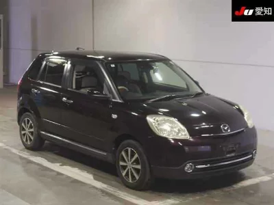 Mazda Verisa