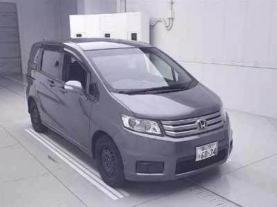 Honda Freed Spike