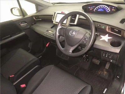 Honda Freed Spike