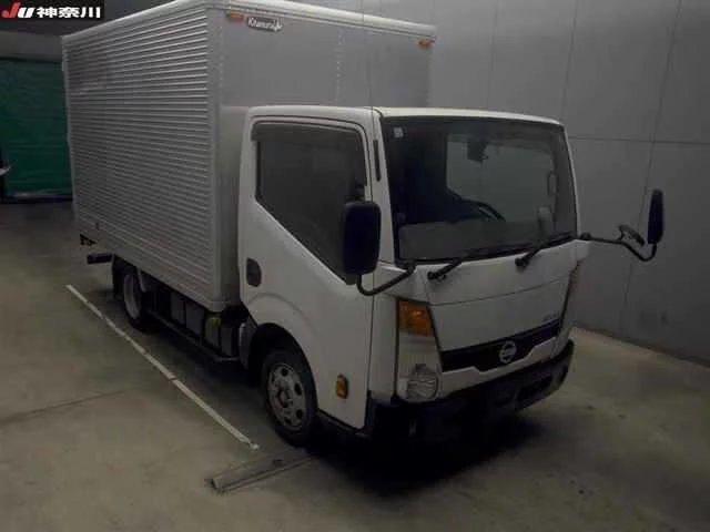 Nissan Atlas  с аукциона в Японии