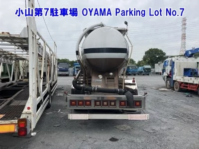 ISUZU GIGA