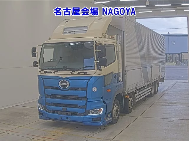 Hino Profia  с аукциона в Японии