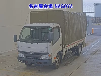TOYOTA DYNA