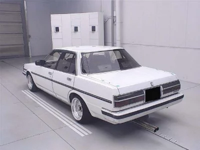 TOYOTA CRESTA