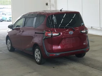 Toyota Sienta