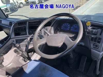 NISSAN DIESEL (UD) QUON