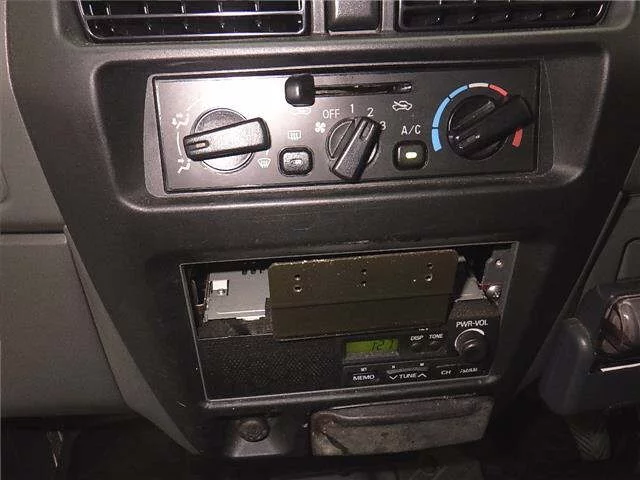 Nissan Clipper  с аукциона в Японии