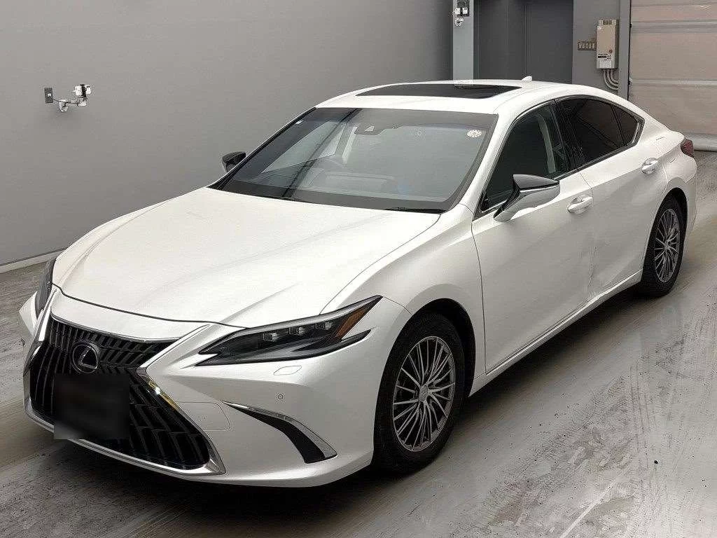 Lexus ES300h  с аукциона в Японии