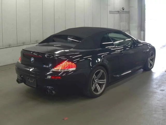 BMW M6  с аукциона в Японии