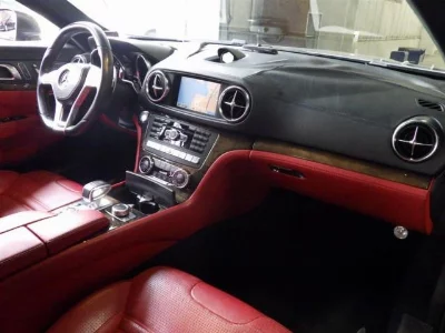 MERCEDES BENZ AMG SL
