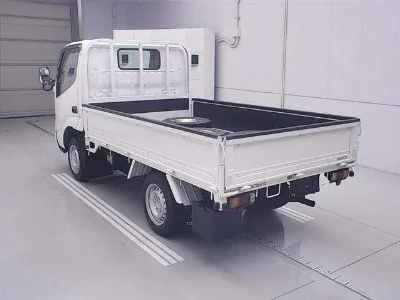 TOYOTA DYNA