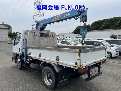 MITSUBISHI CANTER