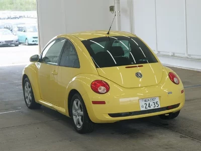 Volkswagen New Beetle