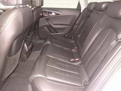 AUDI A6 AVANTE