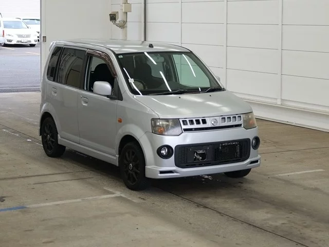 Nissan Otti  с аукциона в Японии
