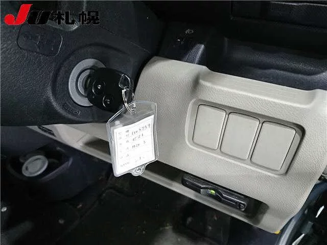 Honda Zest  с аукциона в Японии