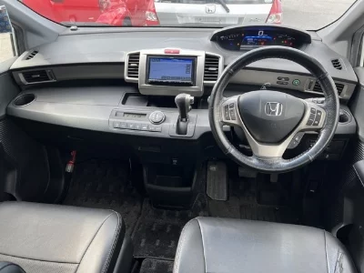 Honda Freed Spike