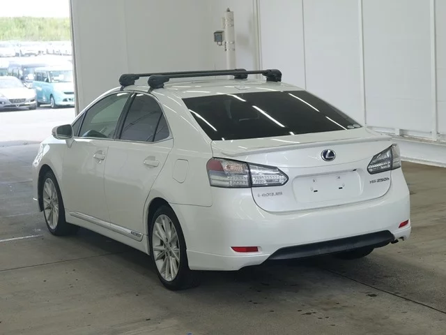Lexus HS250h  с аукциона в Японии
