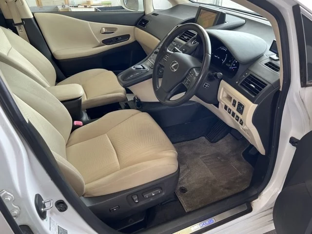 Lexus HS250h  с аукциона в Японии