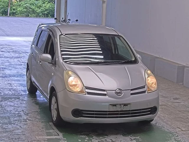 Nissan Note  с аукциона в Японии