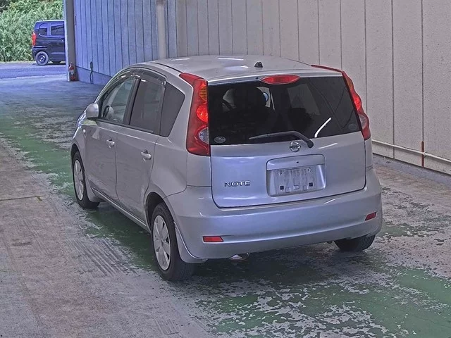 Nissan Note  с аукциона в Японии