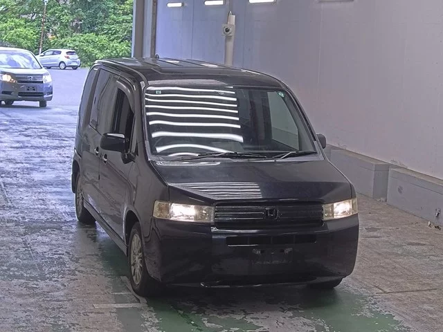 Honda Mobilio Spike  с аукциона в Японии
