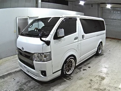 Toyota HiAce Van