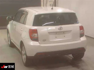 Toyota Ist