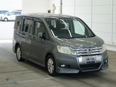 Honda STEPWGN SPADA