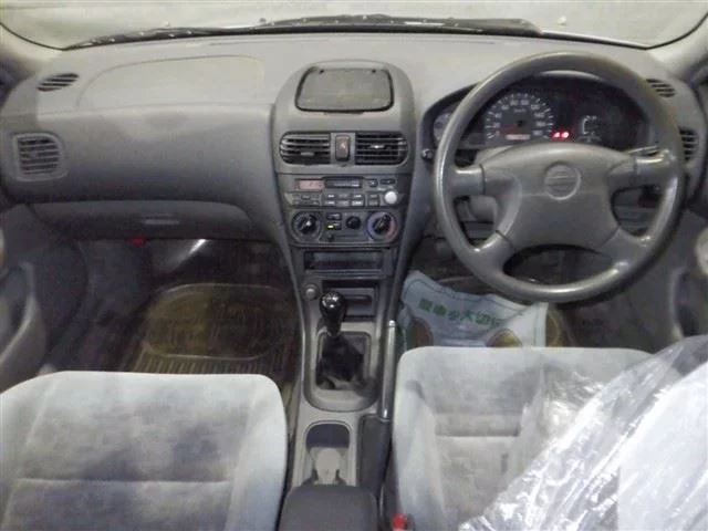 Nissan Sunny  с аукциона в Японии