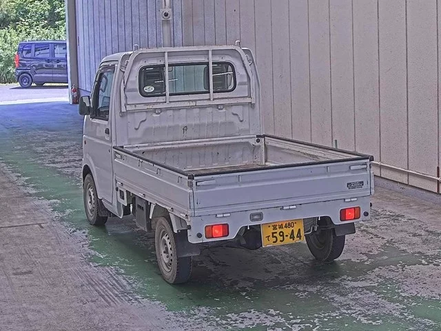Suzuki CARRY  с аукциона в Японии