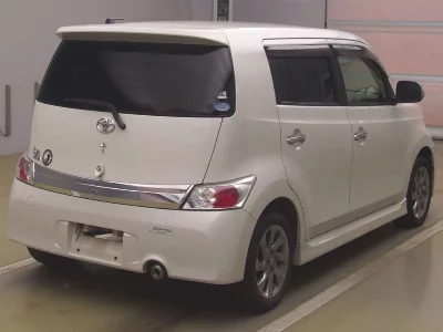 TOYOTA BB