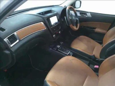 Subaru Exiga Crossover 7