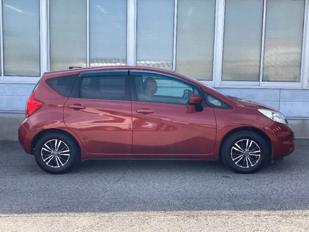Nissan Note  с аукциона в Японии