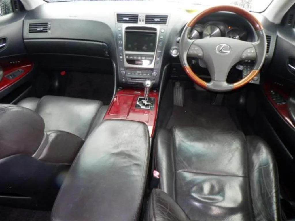 Lexus GS  с аукциона в Японии