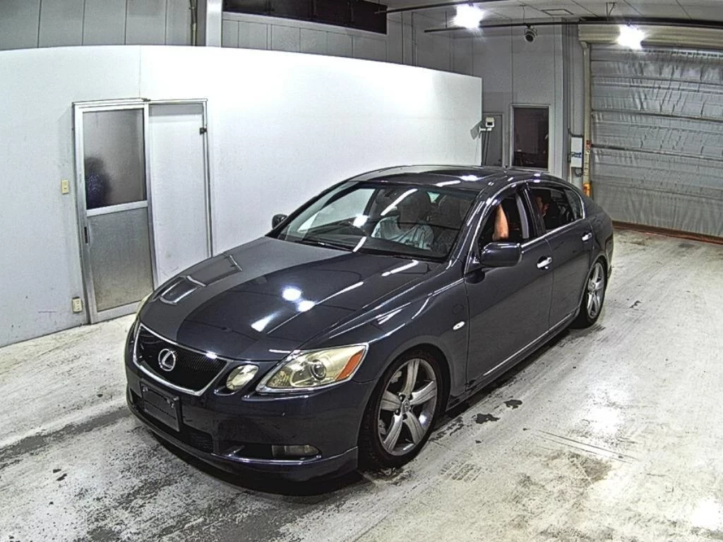 Lexus GS  с аукциона в Японии