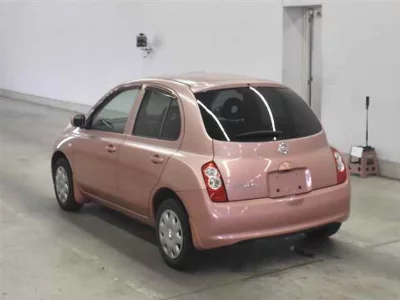 Nissan March