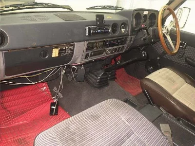 TOYOTA LAND CRUISER