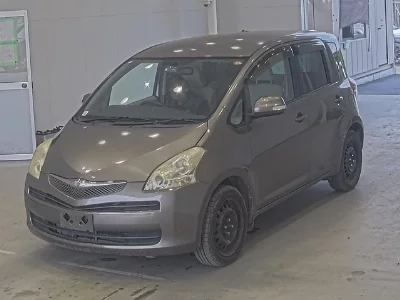 TOYOTA RACTIS