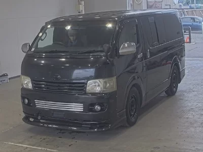 TOYOTA REGIUS VAN