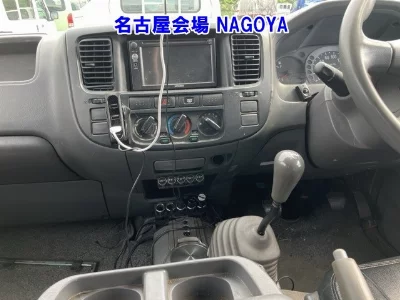 NISSAN CARAVAN VAN